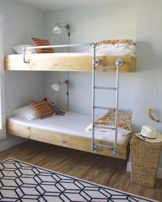 Shared Kids Rooms: Making a Multiple Bed Layout Wo…