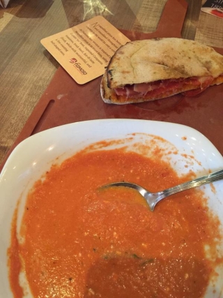 @FamosoPizzeria tomato bisque with @Celina_June ma…